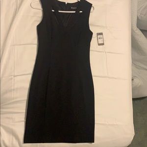 Black Guess Dress Size 6 never worn